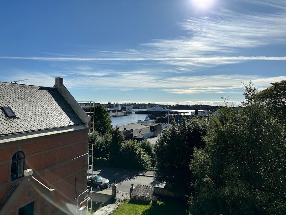 Ny Urban Leilighet Med Super Utsikt Haugesund Eksteriør bilde